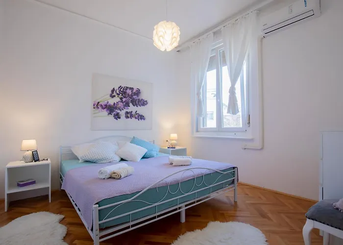 Amphitheater プーラ