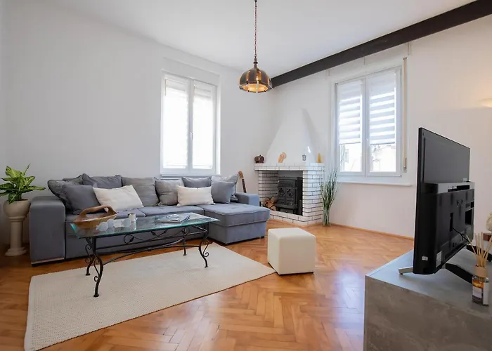 Amphitheater Apartament *